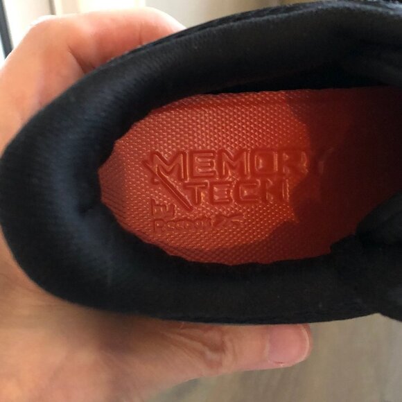 Reebok Energen Run Lace Up Running Shoes w Memory Tech Black, Gray, White Sz 6 - Picture 8 of 11